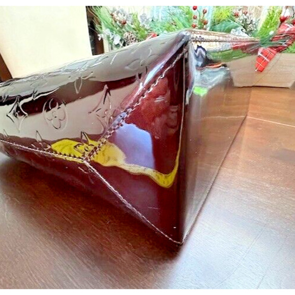 LOUIS VUITTON Monogram Vernis Tote Patent Leather Wilshire MM Amarante Burgundy - Picture 11 of 16